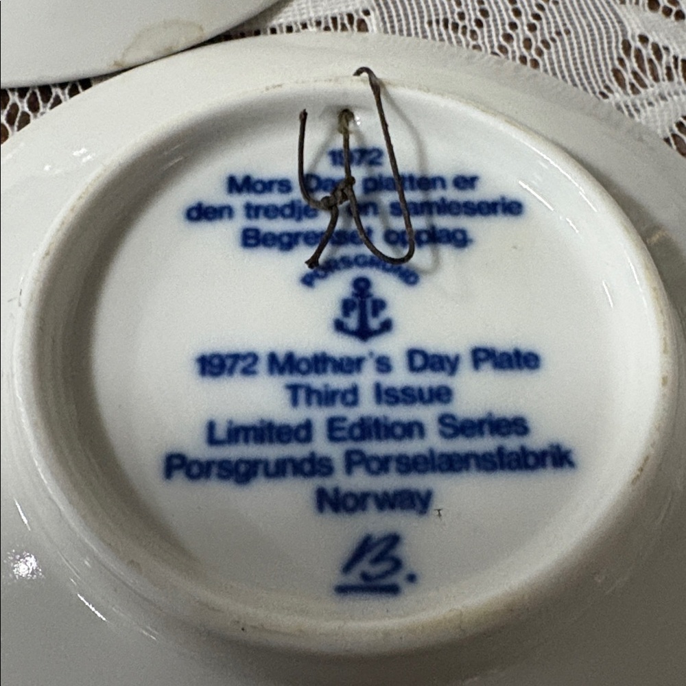 vintage Porsgrund of Norway Mother's Day and Father's Day plates - Picture 5 of 5